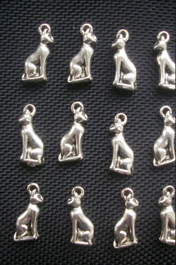 6 Gato Bastet encantos egipcio Bas Gato Encantos de Metal Tono Plateado 20mm