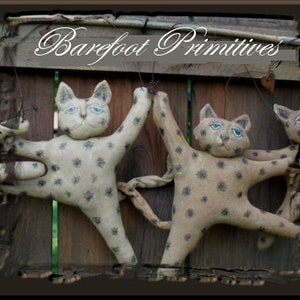 Folky Cats kitty hanger doll Ornament whimsy Digital e PATTERN