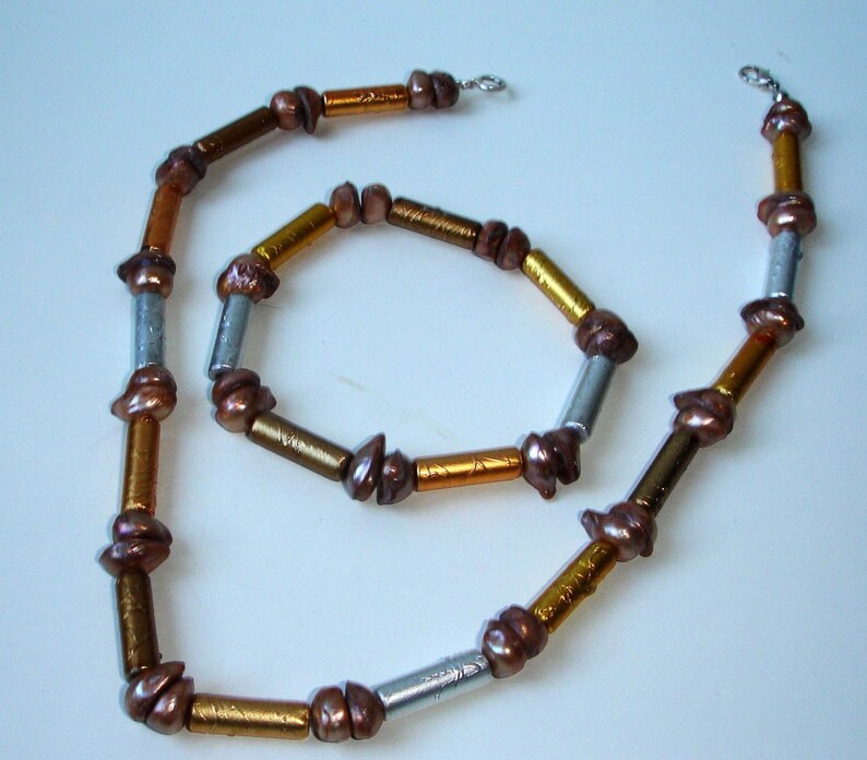 Golden and silver glass beads and freshwater pearls image 1