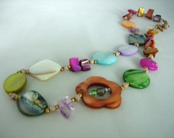 Mother of pearl necklace - Multicoloured - Multishaped - Flower - Discs, Nuggets - Summer Necklace