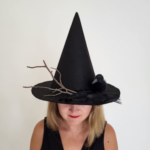 Black felt Halloween witch hat With raven on a tree branch for adult, Forest Witch Hat, Witch hat, Cosplay Witch Costume