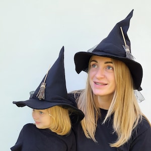 Black Witch Hat with Mini Broom Set – Halloween Costume Accessory for Adults & Kids, Cosplay Prop, Party Dress Up