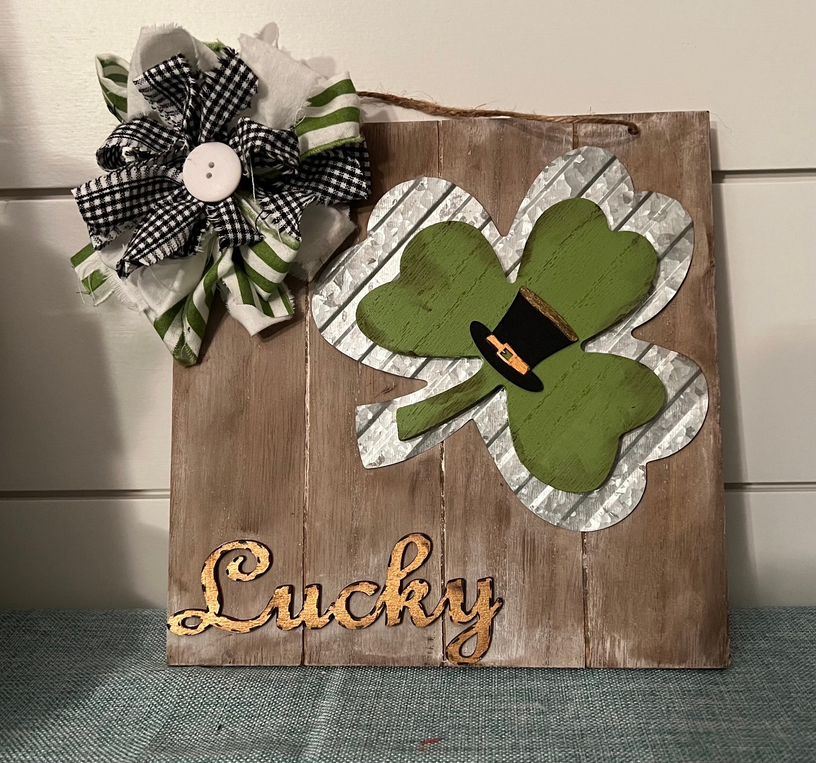 Rustic St Patrick’s Day Shamrock Sign - Etsy