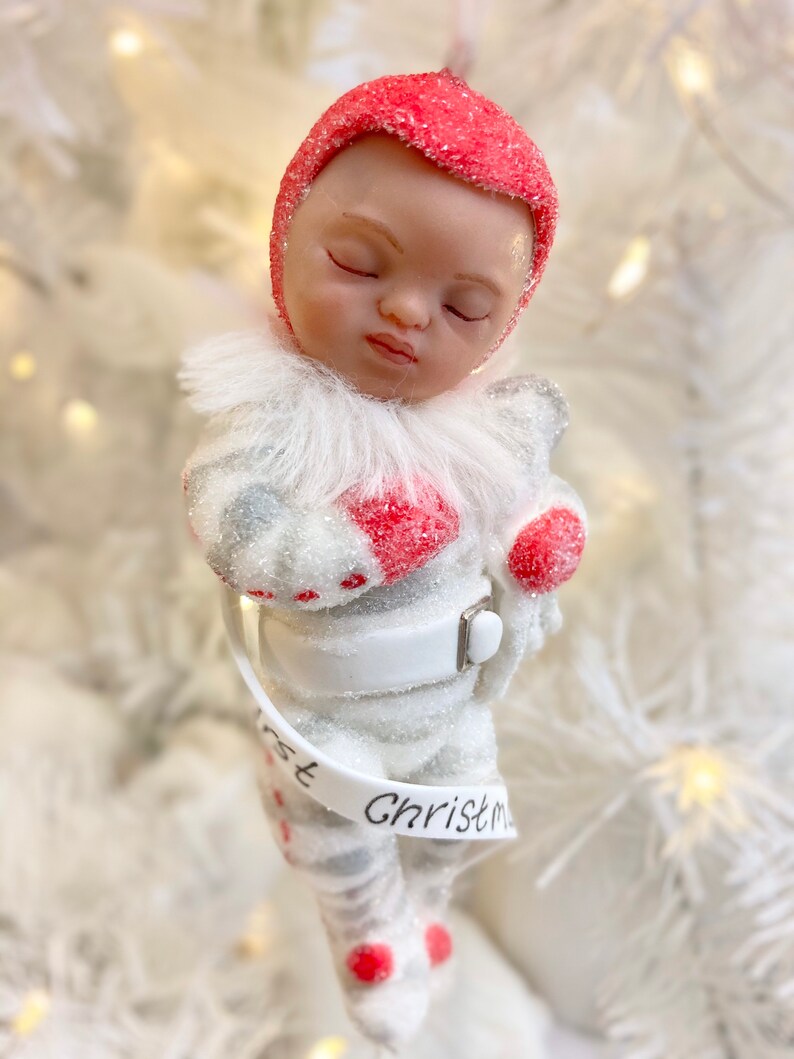 snowbabies baby's first christmas