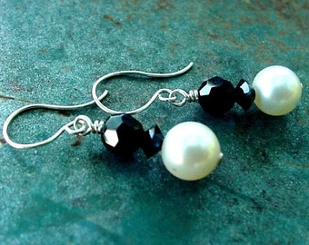 Black and White Beaded Earrings - Crystal Pearl Earrings - Bridesmaids Dangle Earrings - Bridal Jewelry