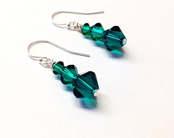 Geometric Emerald Green Crystal Bead Earrings - Unique 3rd Wedding Anniversary Gift Ideas for Women - Minimalist Crystal Jewelry