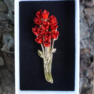 Vintage Rose Bouquet Brooch/Pin Gold Tone DM@97 signed