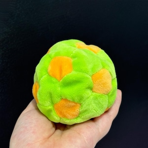 Hacky Sack Footbag Soft Plush Soccer Juggling Ball, Customized name Hand Sewing Hacky Sack Footbag, Outdoor Team Activity Kick Sack Green+Orange