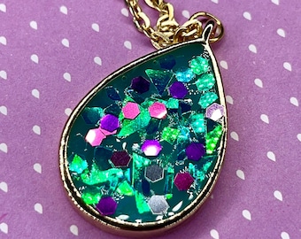 Rainbow teardrop resin necklace