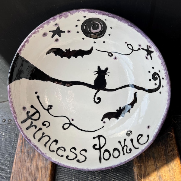 Personalized Ceramic Pottery Cat Bowls Full moon kitty bats