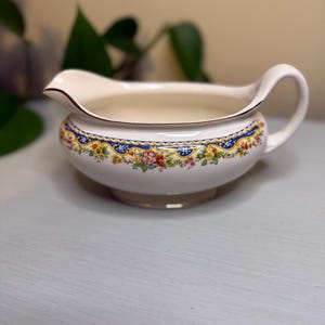 Blue Floral Gravy Boat with Handle | Homer Laughlin Eggshell Nautilus HLC681 | Cottagecore Serving Piece | Prop Styling Home Staging Decor