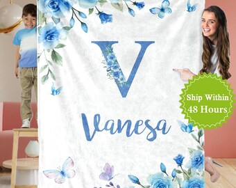Custom Floral Name Blanket for Daughter, Personalized Name Blanket, Baby Girl Name Blanket, Monogram Blanket with Flower, New Mom Gift