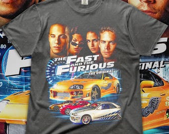 Camiseta de Rápido y Furioso – Camiseta gráfica de carreras de autos clásicos – Camiseta retro de cine – Regalo de película de acción de los años 2000 para fans