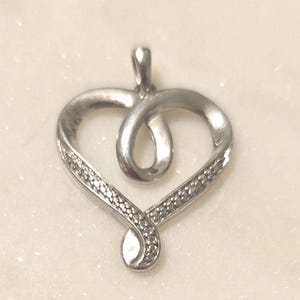 Sterling Silver 925 Heart Love Pendant romantic silver heart pendant. used.