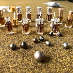 Óleo Kalimantan Agarwood Oud: East Malino, Indonésia (1/4 Tola)