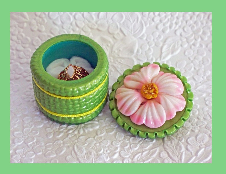 Ring Jewelry Keepsake Gift Box Flower Lime Green Etsy