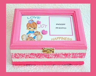 Baby Girl Music Memory Box, Keepsake Box, Plays Lullaby, Personalized Keepsake Box,Storage Box, Music Box, Baby Gift, Photo Box, Baby Shower
