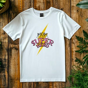 スーパーヒーローママTシャツ – 私の親友、私の永遠のヒーロー、母の日ギフト、ママシャツ、コミックブックスタイルTシャツ、スーパーママシャツ、ママへのギフト