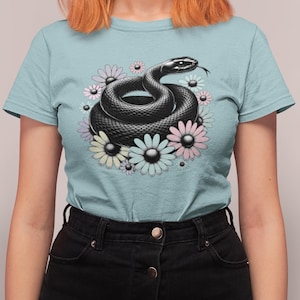 Daisy Snake Shirt  Women&#39;s Top for Animal Lovers, Black Serpent Tee