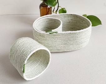 This rope basket set will get your lunch organized- Perfect for an easy going table decor and fall gatherings.
