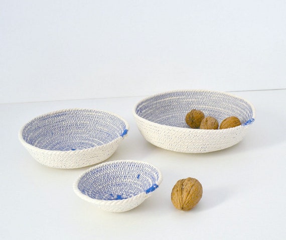 Rope bowls set made of cotton in Mediterranean blue. // Coiled cotton bowls , Mediterranean decor Keys holder, Cotton basket Wedding gifts