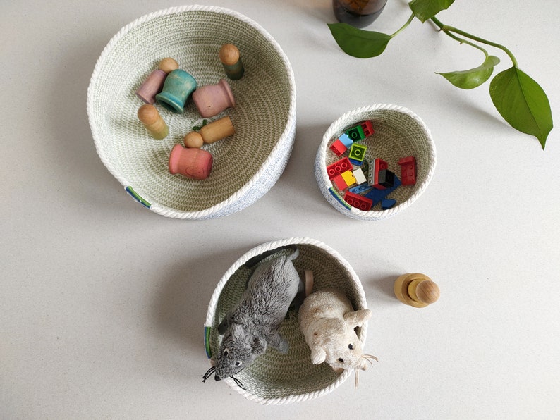 Nesting set of cotton rope baskets short for a Mediterranean decor. A set of nesting baskets for fruits, bread or as a centrepiece bowl. image 2