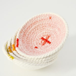 New home gift mini rope bowls image 1