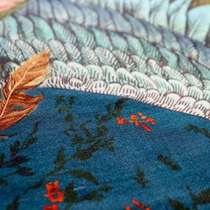 Jasper ~ Bufanda con alas, la mejor pashmina para fiestas rave de verano ~ Bufanda de plumas para el festival Burning Man ~ Chal de viaje de plumas para ella imagen 8