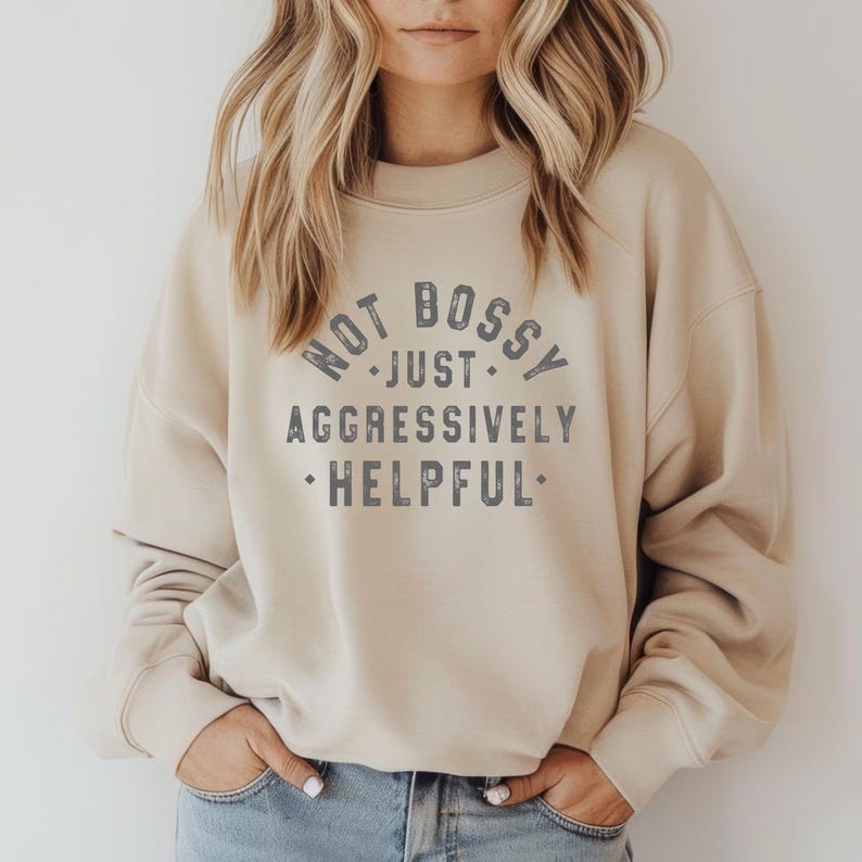 Funny Work Shirt for Women Leadership Tee Funny Present for Boss Lady Tshirt Office Wear Humor Clothing Coworker Gift Appreciation Present imagen 3