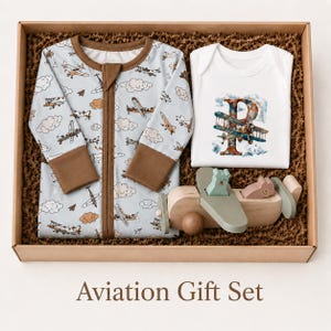 Baby Shower Gift Set Bamboo Pajama Aviation Theme Natural Baby Product Wooden Airplane Toy Organic Newborn Present First Birthday Boy Gift