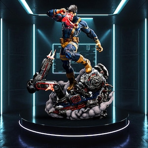 Puede incluir: Estatua detallada de un superhéroe en una pose dinámica, vistiendo un traje azul y amarillo. La figura está de pie sobre una base futurista con elementos mecánicos y efectos de humo. La estatua tiene detalles rojos brillantes y se exhibe en una plataforma negra.