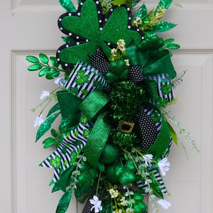 St. Patrick's Day Wreath, St. Patty's Day Swag, St. Patrick's Day Decor, Shamrock Wreath, Spring Wreath, Front Door teardrop swag, green image 5