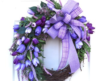 Couronne violette pour porte d'entrée, couronne de printemps, couronne de tulipes violettes pour porte d'entrée, décoration de porche, fleurs violettes et lavande, décoration murale