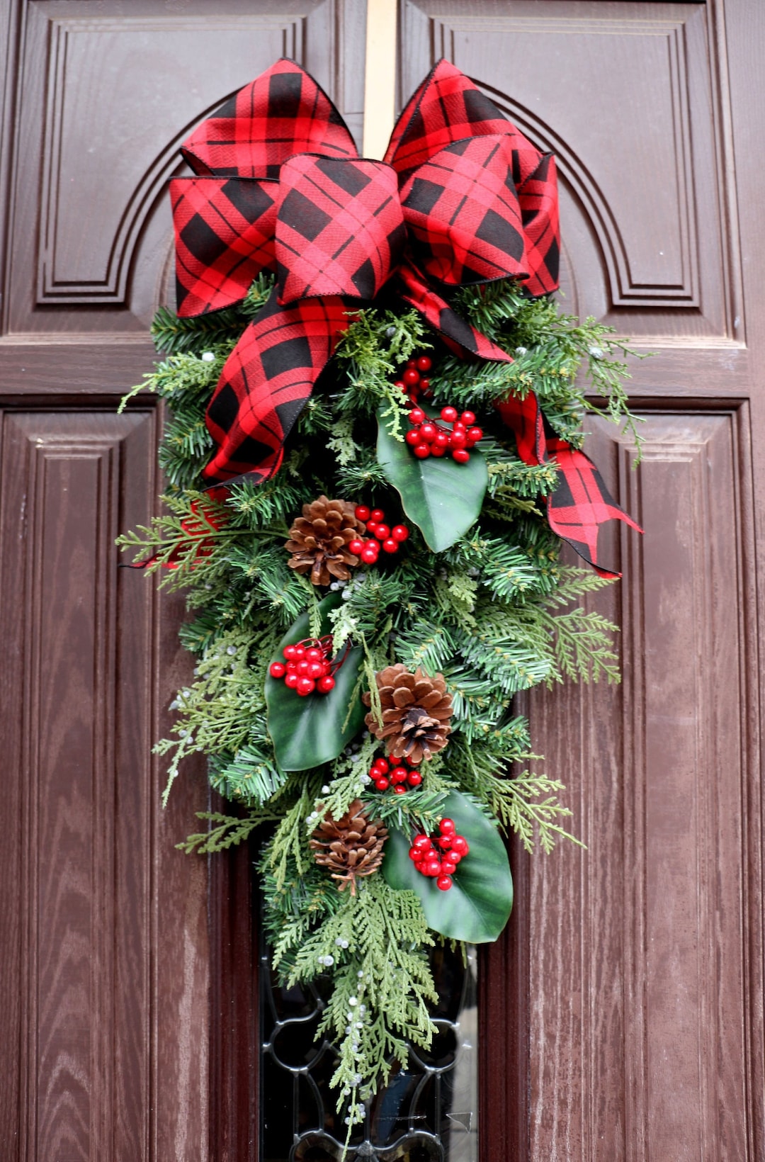 Premium Christmas Teardrop Swag for Front Door, Holiday Home Decor, Plaid Bow, Natural Christmas