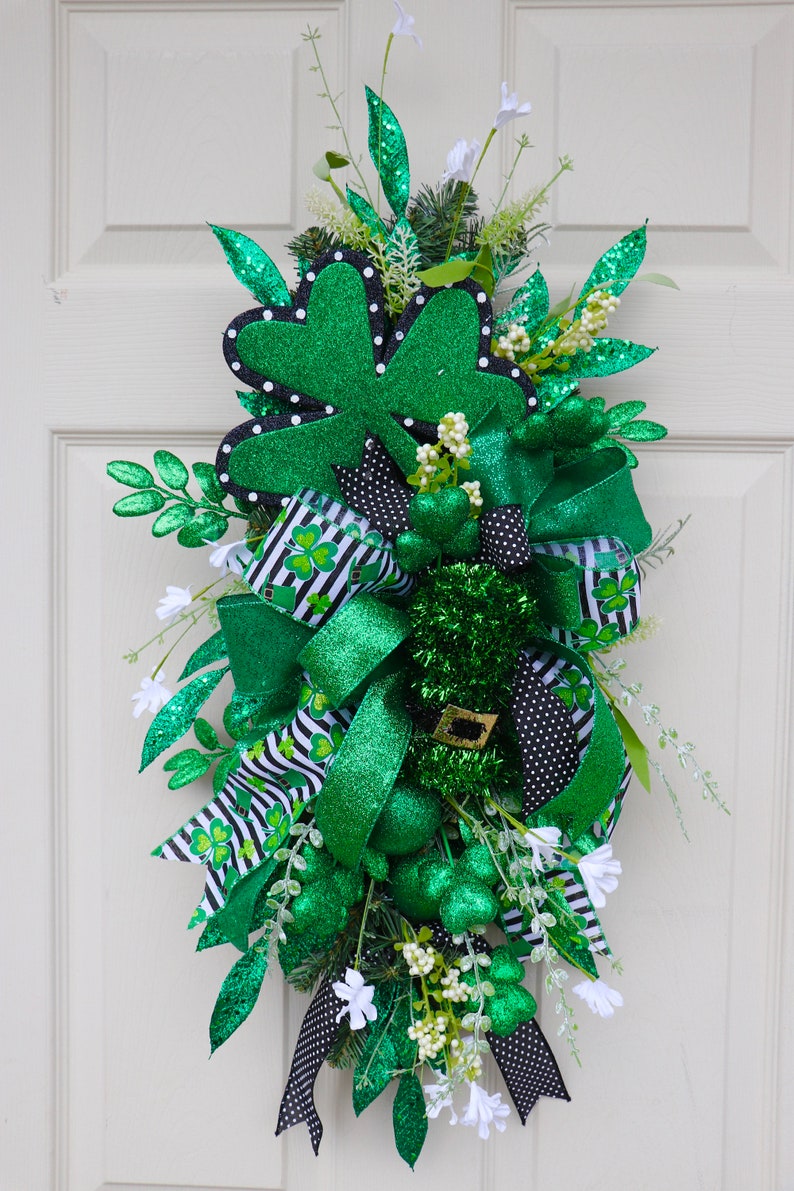 St. Patrick's Day Wreath, St. Patty's Day Swag, St. Patrick's Day Decor, Shamrock Wreath, Spring Wreath, Front Door teardrop swag, green image 2