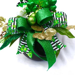 St. Patricks Day Centerpiece, St.Pattys table decorations, Shamrock decor, Green White floral arrangements,pot of gold image 5