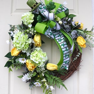 St. Patrick's Day Wreath for Front Door, Irish Wreath, Shamrock Wreath, St. Patricks decor, Porch decor, St. Pattys Day Wreath, Party gift