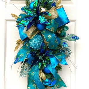 Peacock Wreath, extra large Christmas wreath for front door, Elegant Christmas , Modern Christmas door hanger, Front Door Swag, feathers