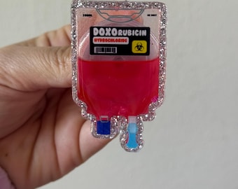 Doxorubicin IV Bag ID Holder | Liquid Style | Retractable Work Accessory