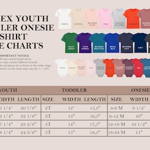 K&ouml;nnte beinhalten: Gr&ouml;&szlig;entabelle f&uuml;r Unisex-Jugend-, Kleinkind- und Strampler-Shirts. Die Tabelle zeigt die Breiten- und L&auml;ngenma&szlig;e in Zoll f&uuml;r jede Gr&ouml;&szlig;e. Die Tabelle umfasst die Gr&ouml;&szlig;en S, M, L, XL f&uuml;r Jugendliche, 2T, 3T, 4T, 5T f&uuml;r Kleinkinder und 3-6M, 6-12M, 12-18M, 18-24M f&uuml;r Strampler.