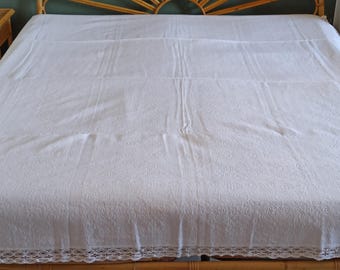 Nice pique woven bedcover, vintage white coverlet, Italy, 1960s