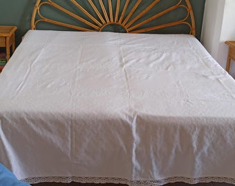 White Italian summer blanket or bedcover, 1960s, quality cotton damast blanket