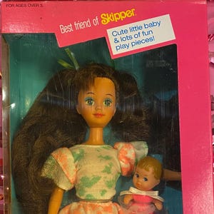 Babysitter Courtney, best friend of Skipper Barbie doll - 1990