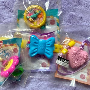 YOU CHOOSE - McDonald’s Happy Meal Polly Pocket toys