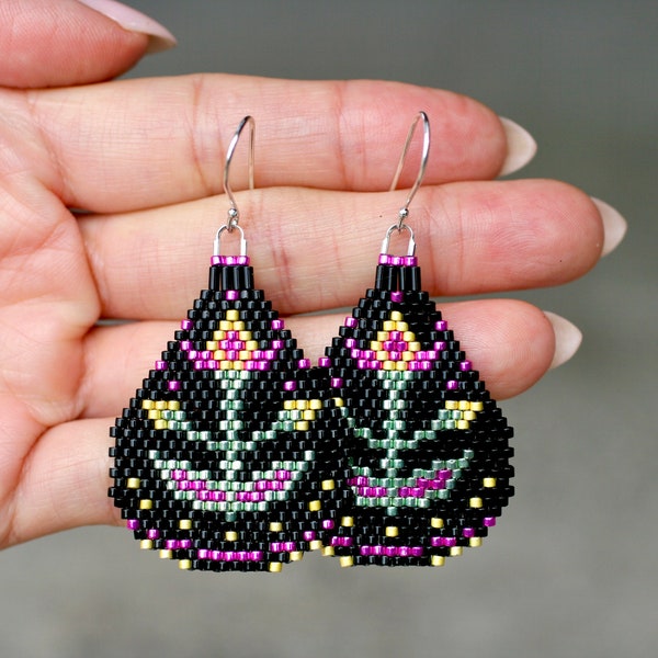 Folk Floral Beaded Drop Earrings