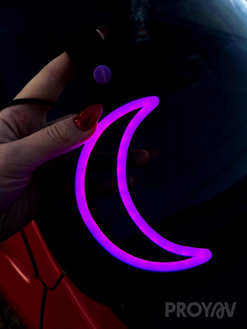 LED Moon Tsurikawa hanging car accessory for JDM builds and aesthetic interiors, perfect for creative personalities, anime fans, and drift culture lovers. Fits car interiors, studios, or bedrooms, bringing a soft glowing light with a calm, mystical, and cozy vibe.