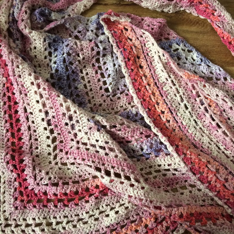 Crochet shawl pattern, Reading in the Garden, top down triangle shawl, cotton DK yarn image 4