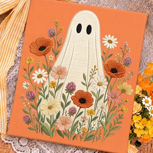 Blommigt spöke PNG, Faux broderi vildblommigt spöke sublimering, Cottagecore Boho höst Halloween-skjorta PNG, Vintage sött läskigt spöke PNG bild 3