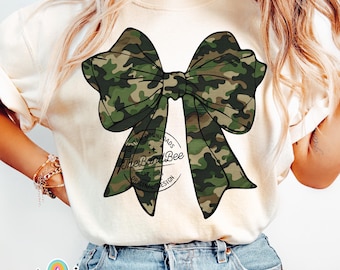 Camo Coquette Bow PNG, Coquette Camouflage bow Png, Mama Clipart, Retro Camo Girl Png, Trendy Coquette PNG, Cute Aesthetic Sublimation