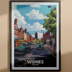 Puede incluir: Una ilustración de estilo vintage de una escena callejera en Widnes, Inglaterra. La imagen presenta una calle bordeada de edificios de ladrillo, un campanario de iglesia en la distancia y dos coches clásicos conduciendo por la carretera. El cielo es azul con nubes blancas.